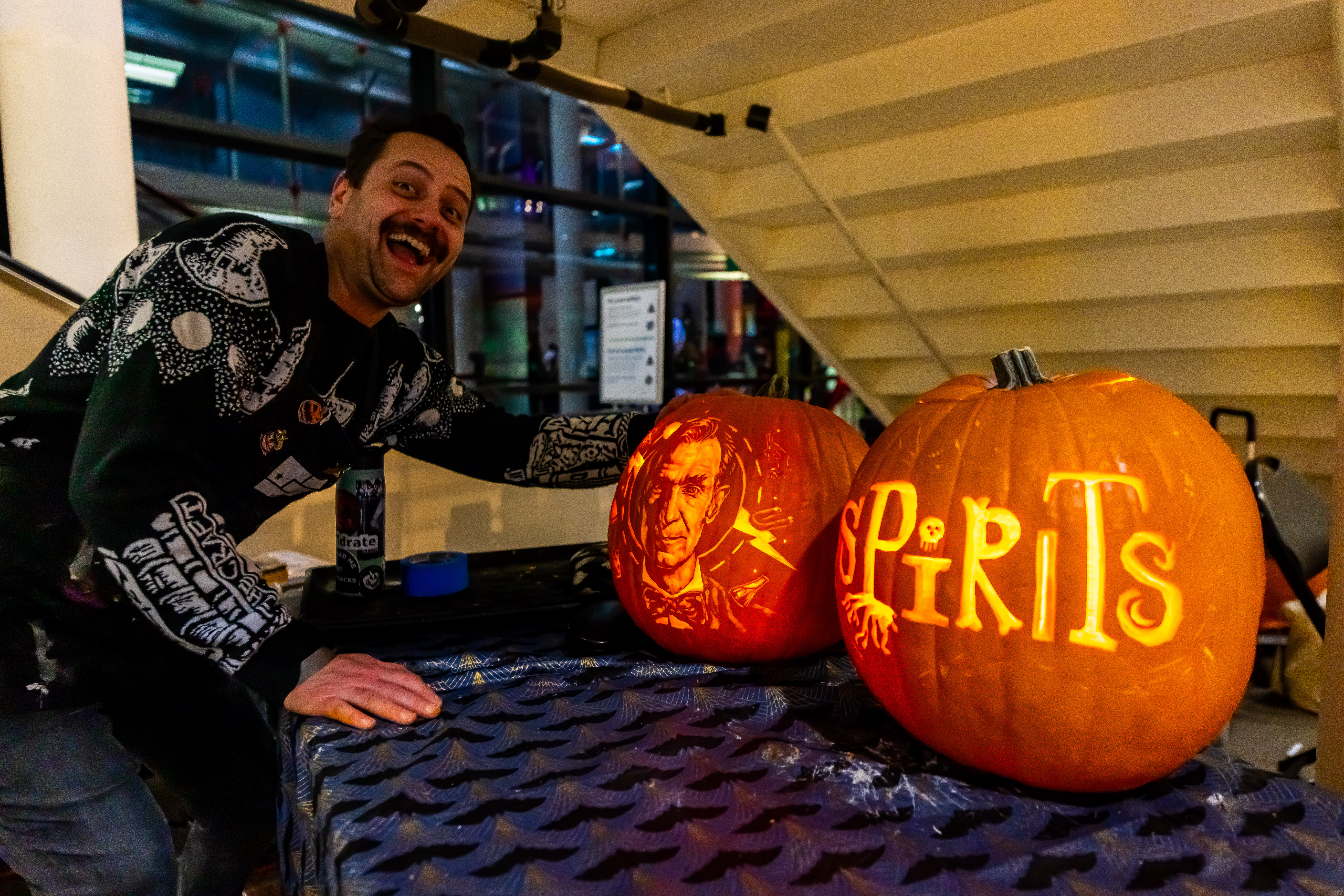 Meet the Artist – Live Pumpkin Carving with Joey Edwards